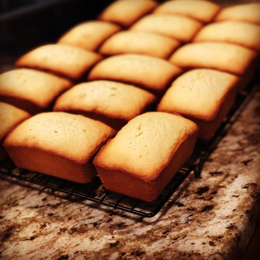 Cream Cheese Pound Cake Mini's (6)